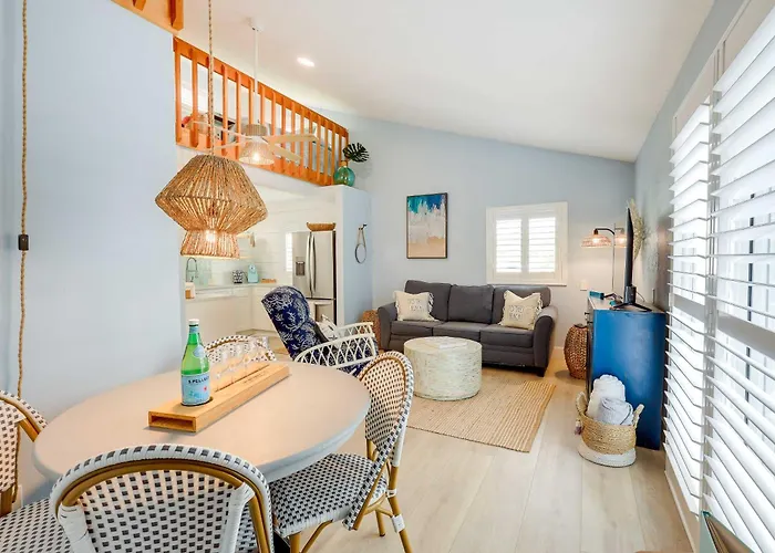Tropical Cottage < 2 Mi To Hobe Sound Beach!